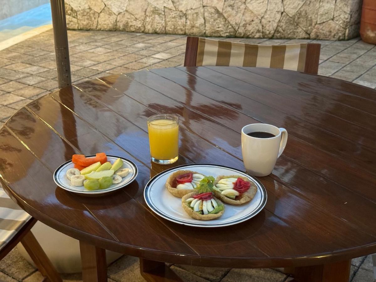ואיאדוליד Frater Yucatan Hotel מראה חיצוני תמונה