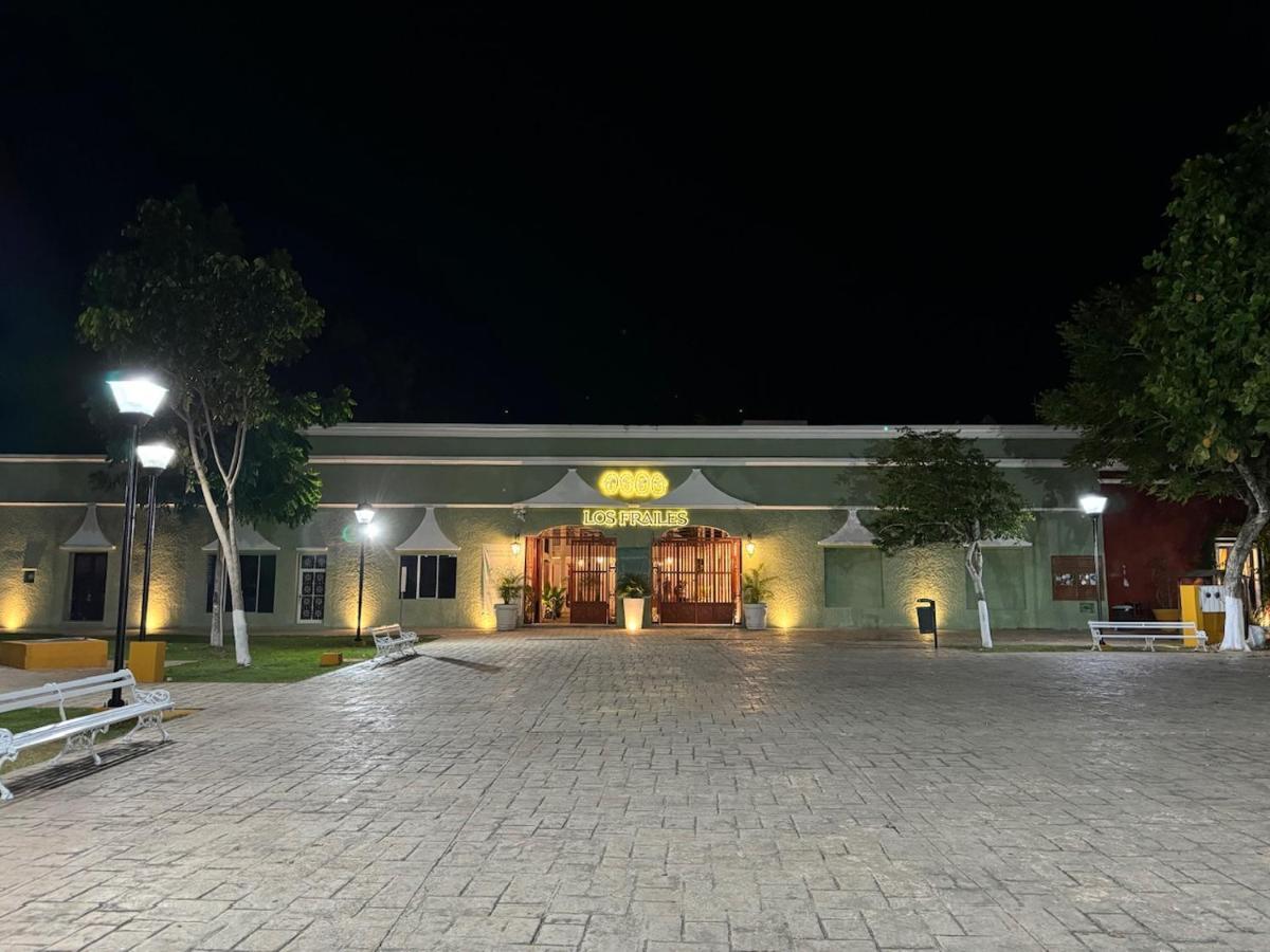 ואיאדוליד Frater Yucatan Hotel מראה חיצוני תמונה